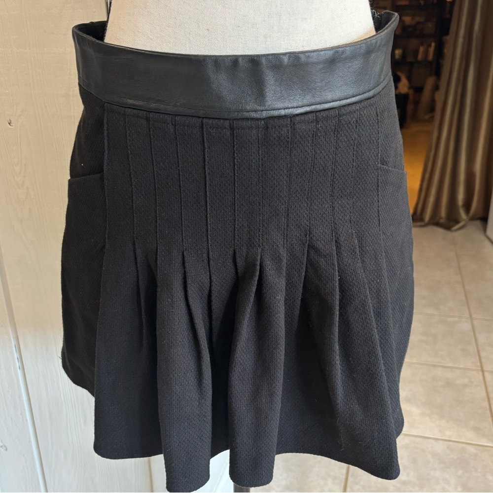 Athe Vanessa Bruno Skirt Black Pleated Wool/Cotton Blend